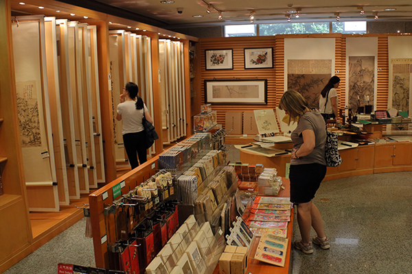 1463560195155092832.jpg IMG_0646.jpg