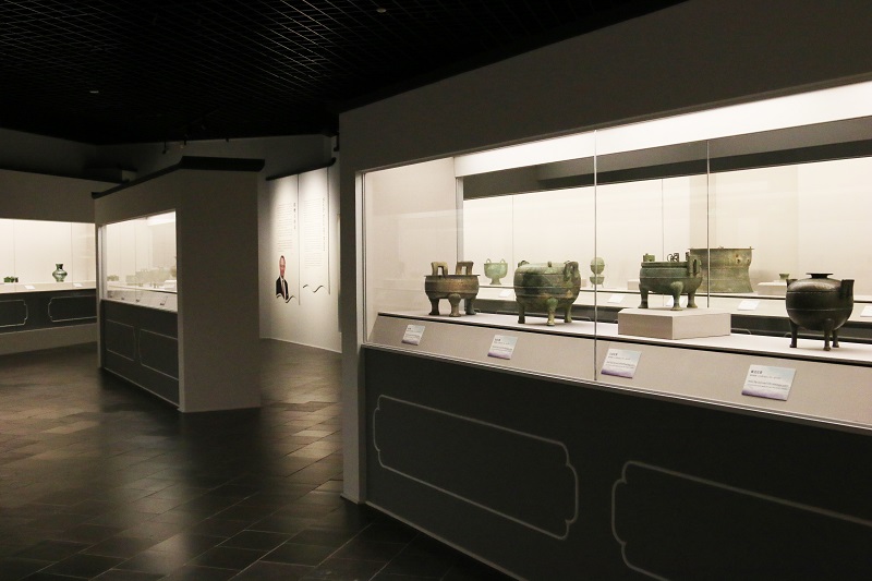荷浦珠还展览-空场景03.jpg