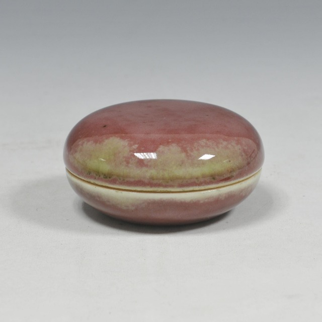 清光緒時代 豆青釉皮球花双系耳三足香炉 【旧家蔵出し】 精密繊細(E-54)